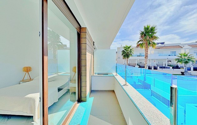 Herverkoop - Herenhuis - Torrevieja - Los Balcones