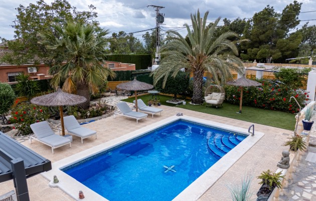 Venta - Country Property/Finca - Albatera