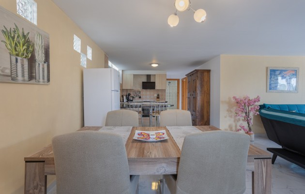 Venta - Country Property/Finca - Albatera