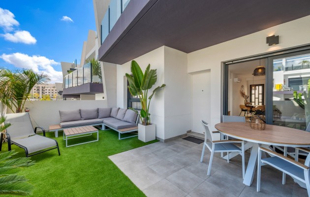 Herverkoop - 1. Apartment / flat - San Miguel de Salinas - Urbanizaciones