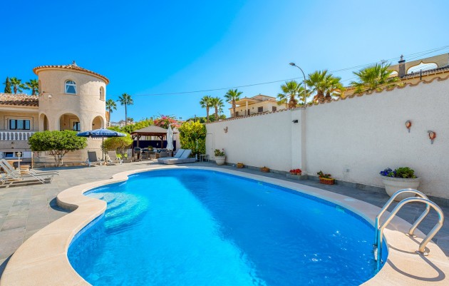 Resale - Villa - Almoradí