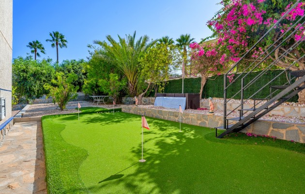 Resale - Villa - Almoradí