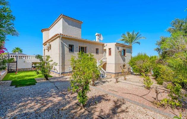 Resale - Villa - Almoradí