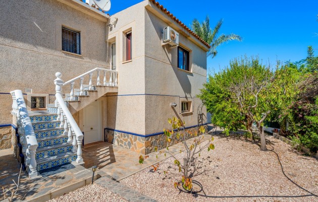 Resale - Villa - Almoradí