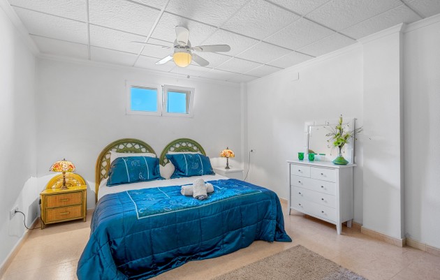 Resale - Villa - Almoradí