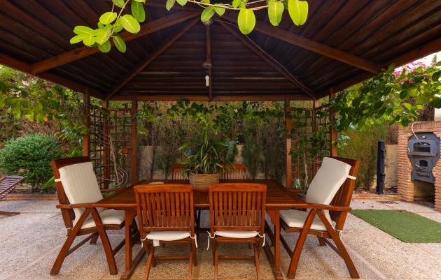 Resale - Villa - Torrevieja - La veleta