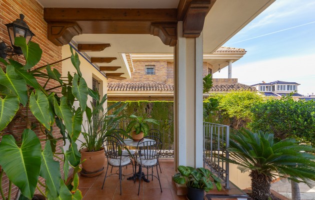 Resale - Villa - Torrevieja - La veleta