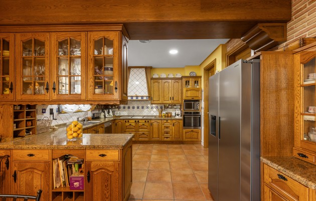 Resale - Villa - Torrevieja - La veleta