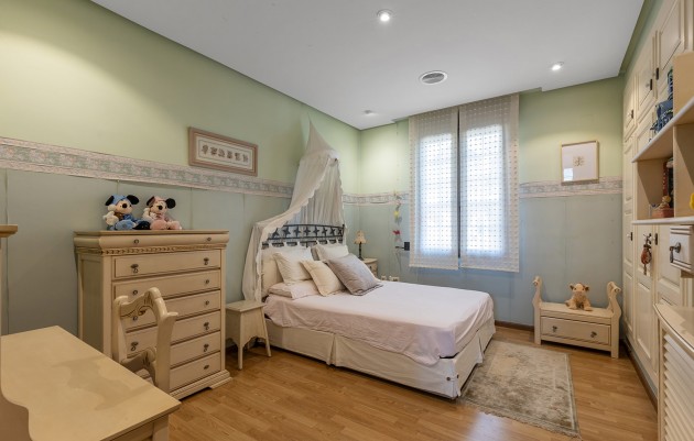 Resale - Villa - Torrevieja - La veleta