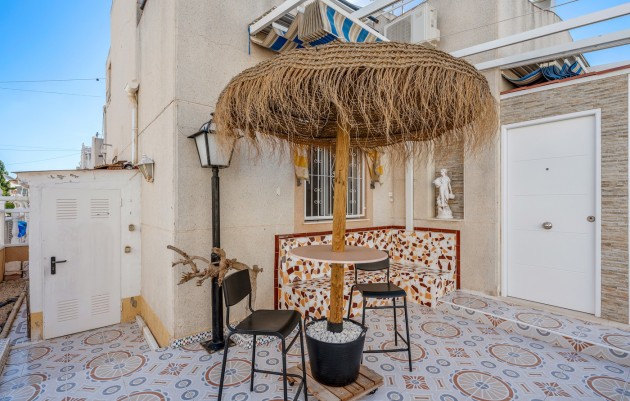 Herverkoop - 4. House - Detached Villa - Torrevieja - Lago Jardín II