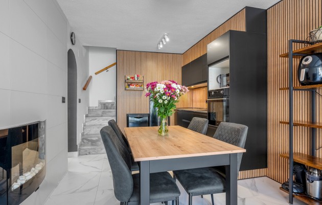 Herverkoop - 4. House - Detached Villa - Torrevieja - Lago Jardín II