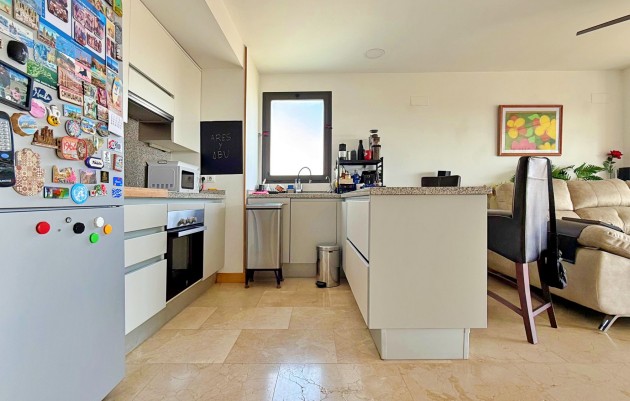 Resale - Apartment - Orihuela Costa - Campoamor