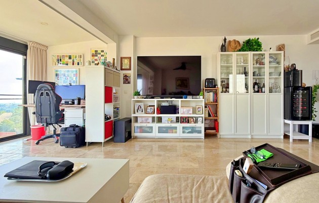 Resale - Apartment - Orihuela Costa - Campoamor