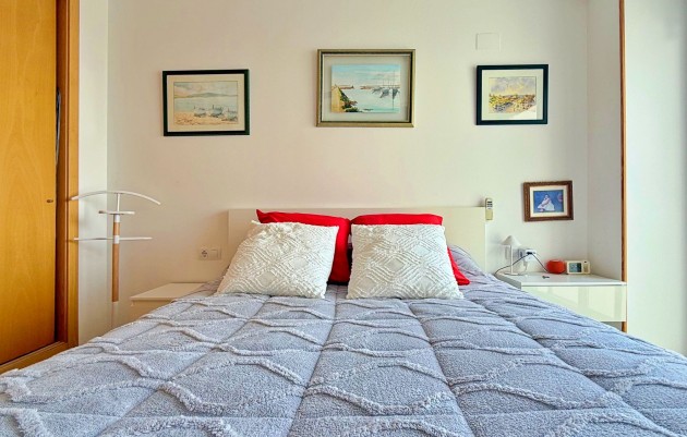 Resale - Apartment - Orihuela Costa - Campoamor