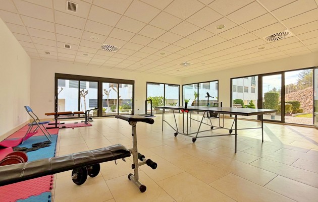 Resale - Apartment - Orihuela Costa - Campoamor