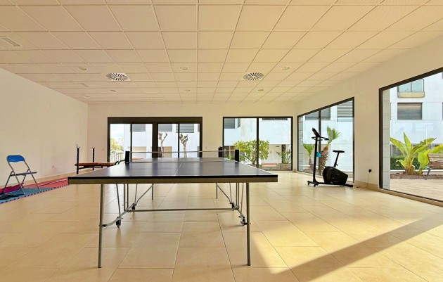 Resale - Apartment - Orihuela Costa - Campoamor