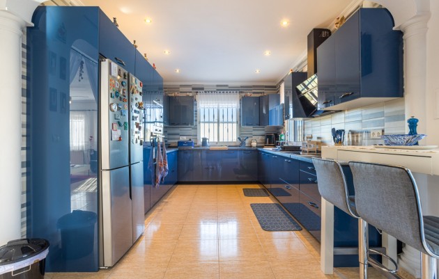 Resale - Finca Country Property - La Zarza