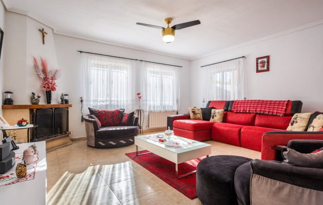 Resale - Finca Country Property - La Zarza