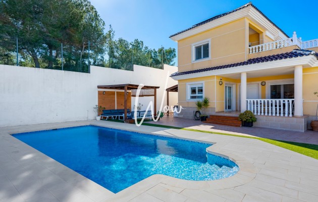 Herverkoop - Villa - San Miguel de Salinas - Ciudad de las Comunicaciones