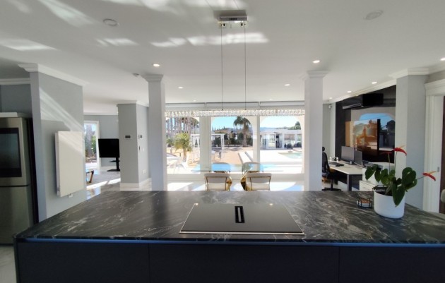 Herverkoop - Villa - El Mudamiento