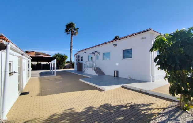 Herverkoop - Villa - El Mudamiento