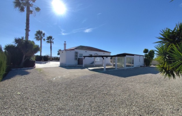 Herverkoop - Villa - El Mudamiento