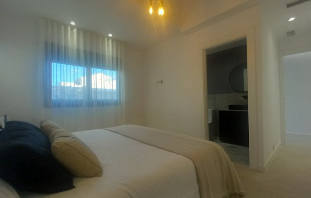 Resale - Villa - El Chaparral