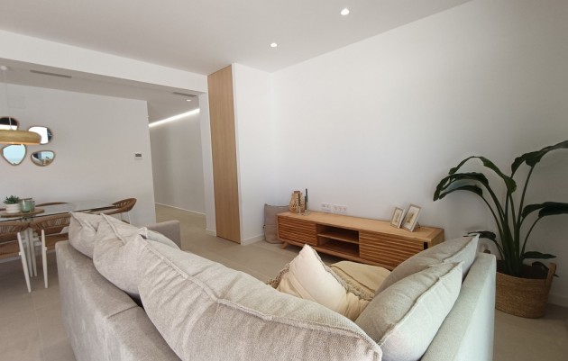 Resale - Villa - El Chaparral