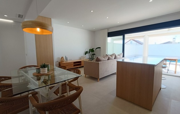 Resale - Villa - El Chaparral