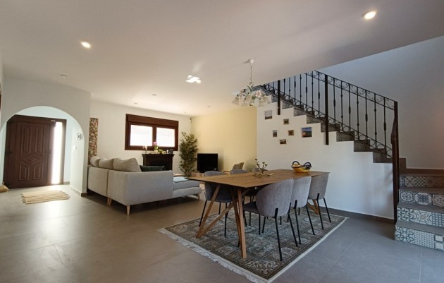 Herverkoop - Villa - Pinar de Campoverde