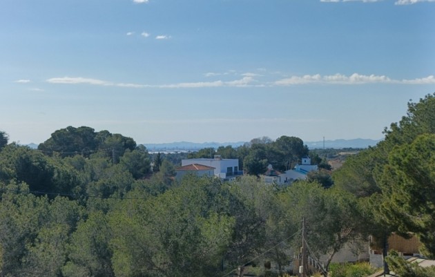 Herverkoop - Villa - Pinar de Campoverde