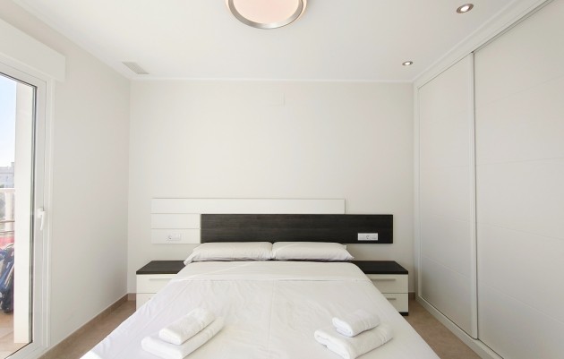 Herverkoop - Apartment / flat - Orihuela Costa - Los Dolses