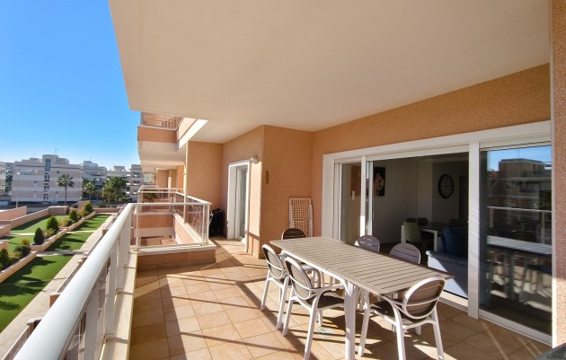 Herverkoop - Apartment / flat - Orihuela Costa - Los Dolses