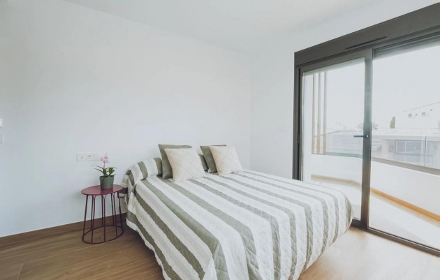 New Build - Flats - Redován