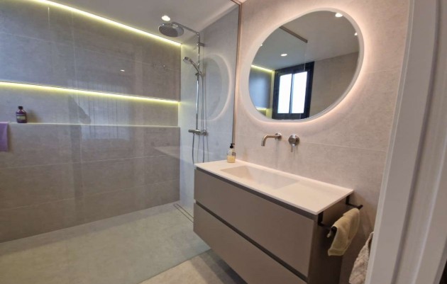 Herverkoop - Villa - Monforte del Cid - Font del Llop