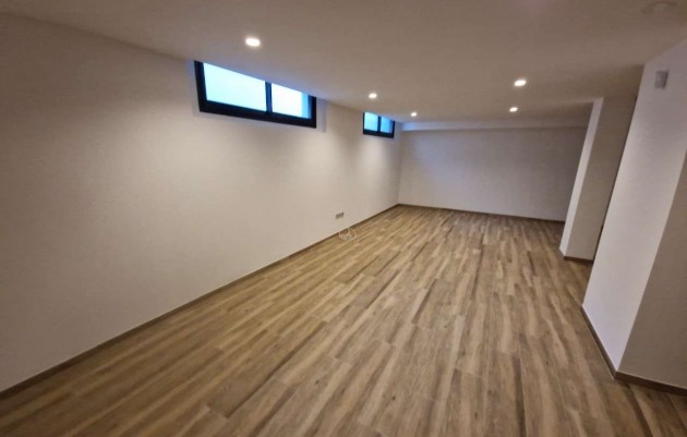 Herverkoop - Villa - Monforte del Cid - Font del Llop