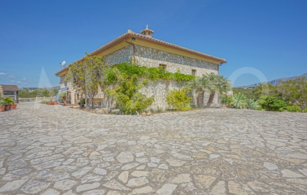 Herverkoop - Farm - Benitachell / El Poble Nou de Benitatxell - Centro