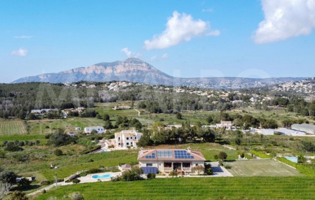 Herverkoop - Farm - Benitachell / El Poble Nou de Benitatxell - Centro