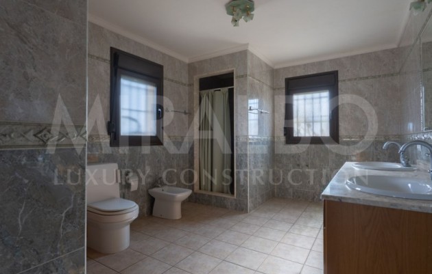 Herverkoop - Farm - Benitachell / El Poble Nou de Benitatxell - Centro