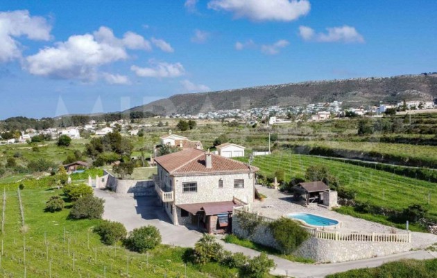 Herverkoop - Farm - Benitachell / El Poble Nou de Benitatxell - Centro