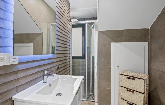 Herverkoop - Villa - Orihuela Costa - Lomas de Cabo Roig